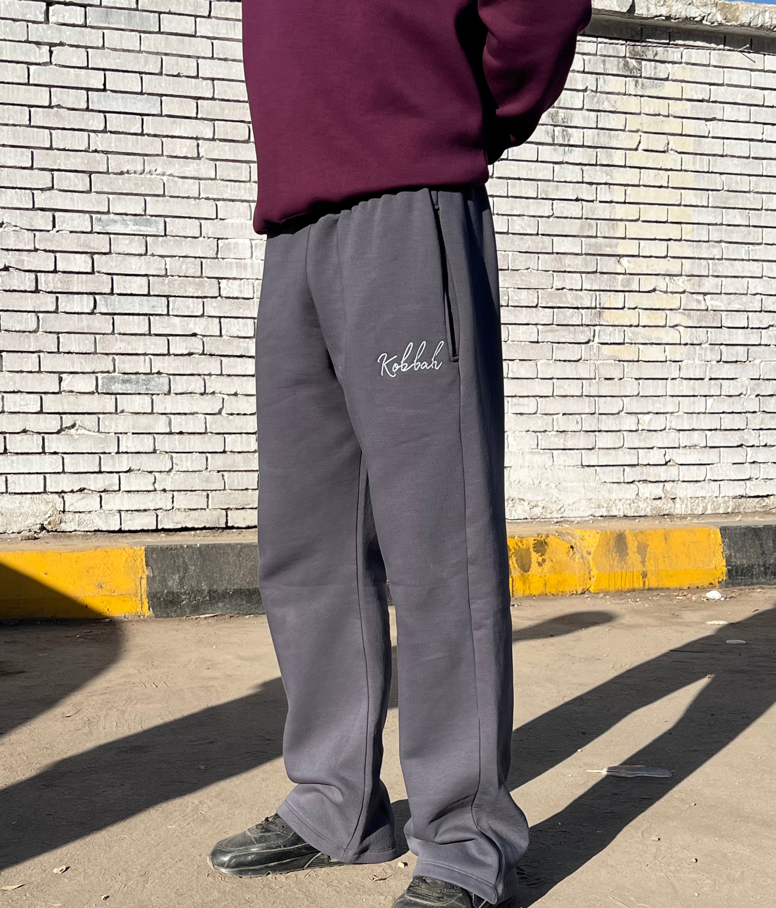 Dark gray SWEATPANTS